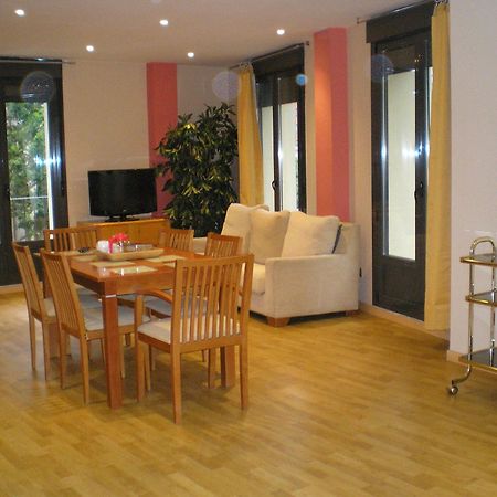 Apartamentos Plaza Espana Deluxe Сарагоса Екстериор снимка
